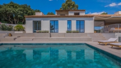 High-End luxury Villa in private domain with Exceptional Finishes overlooking the Gulf of Saint Tropez