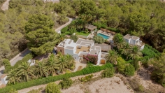 Schitterende Bohemian Chic Ibiza-stijl villa met apart gastenverblijf en verhuurlicentie