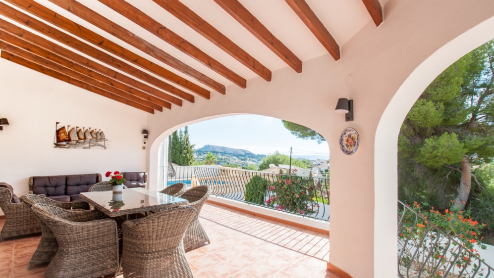 Luxury Mediterranean villa in a prime Moraira location at an exceptional Price!