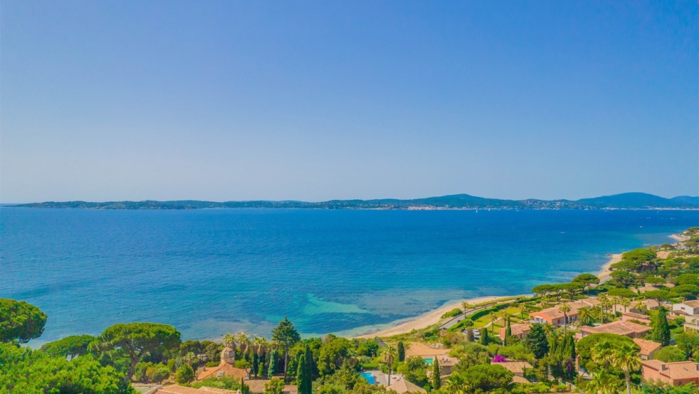 Unieke investeringskans: Prachtige villa met uitzonderlijk zeezicht op toplocatie in Sainte-Maxime