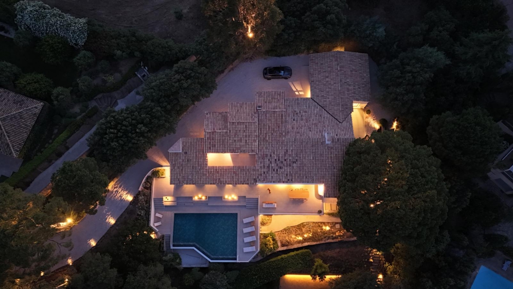 High-End luxury Villa in private domain with Exceptional Finishes overlooking the Gulf of Saint Tropez