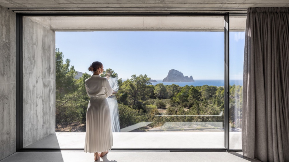 Nieuw gebouwd High tech design villa met schitterend uitzich op Es Vedra