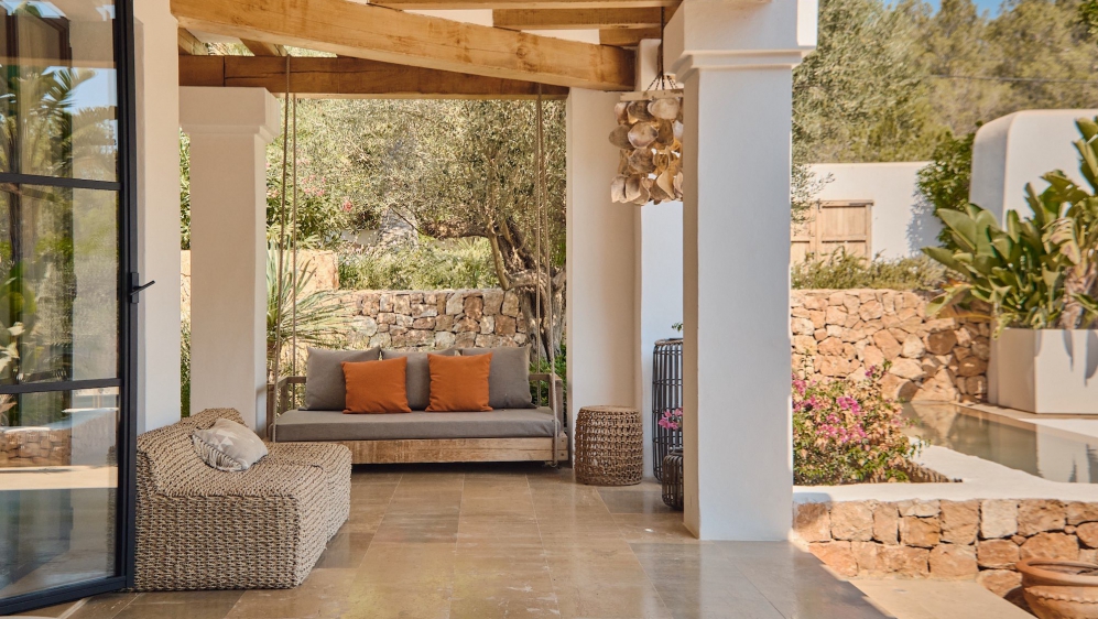 Schitterende Bohemian Chic Ibiza-stijl villa met apart gastenverblijf en verhuurlicentie