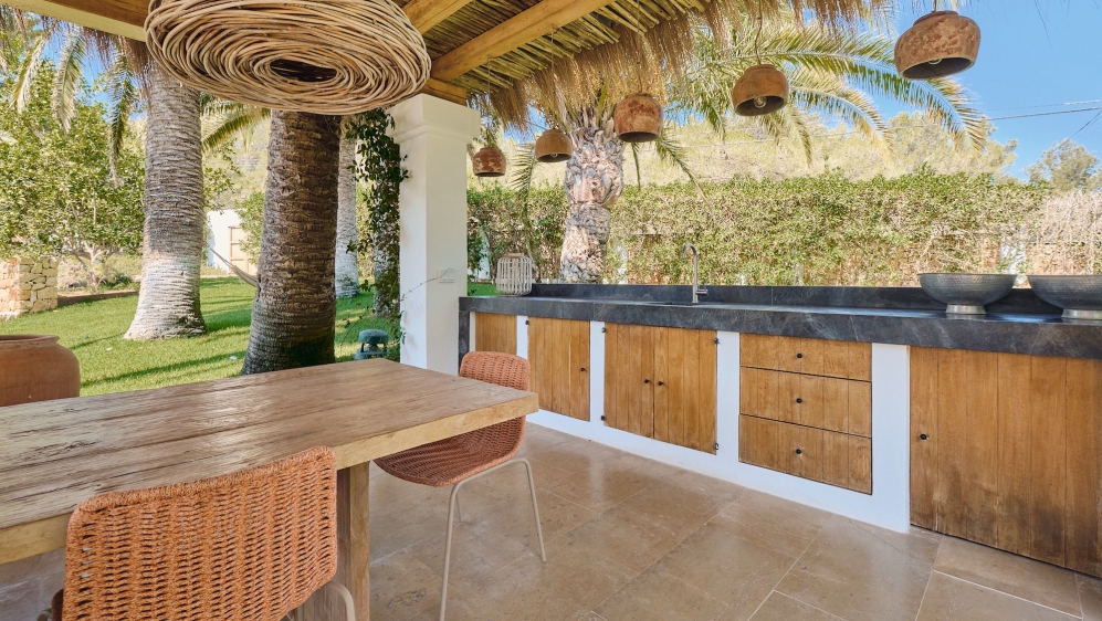 Schitterende Bohemian Chic Ibiza-stijl villa met apart gastenverblijf en verhuurlicentie