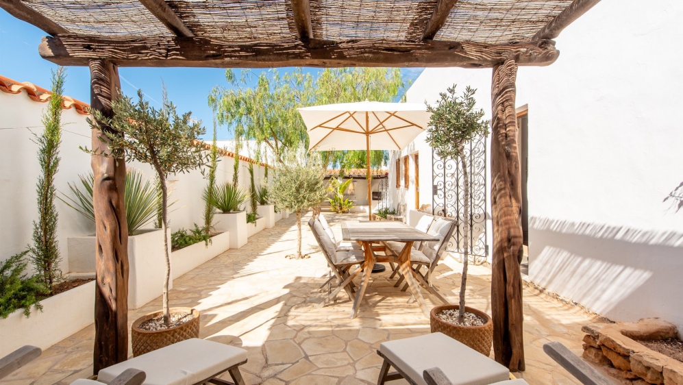 Stunning and key-ready Mediterranean Villa for Sale close tot the beach on Ibiza’s West Coast