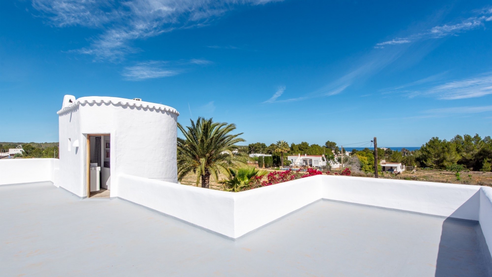 Stunning and key-ready Mediterranean Villa for Sale close tot the beach on Ibiza’s West Coast