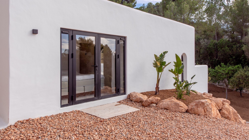 Stunning Fully Renovated Ibiza finca with panoramic Valley Views near Santa Eulària