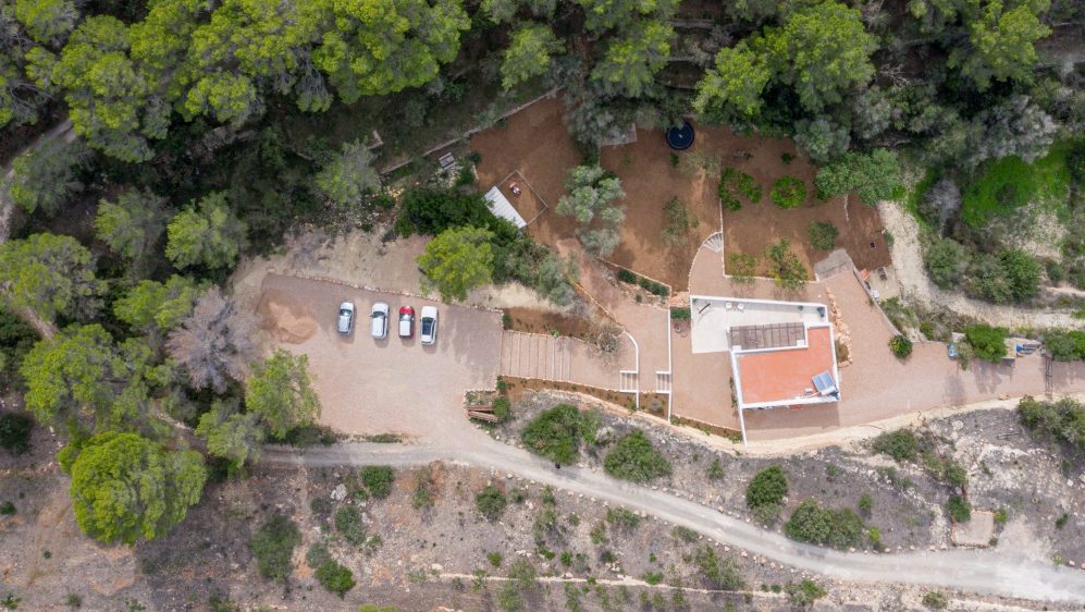 Super sfeervolle gerenoveerde finca op groot perceel met adembenemend uitzicht over de Atzaró vallei